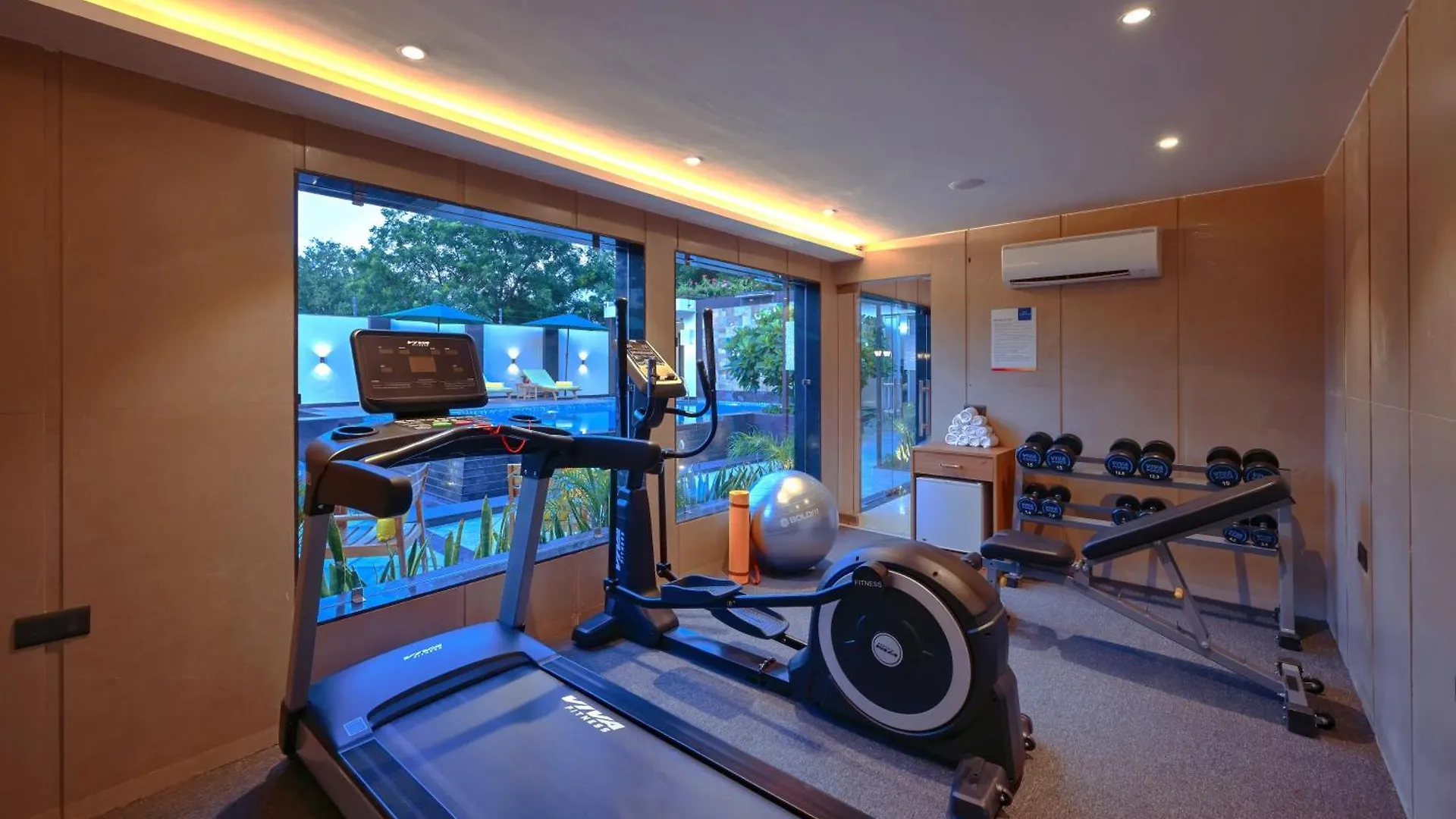 Hotel Royale Residency Agra  Agra (Uttar Pradesh)