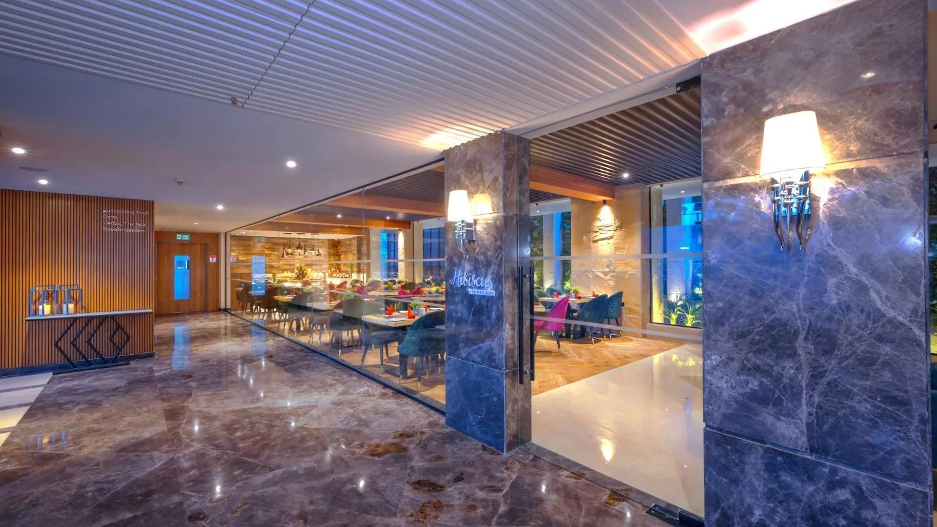 Hotel Royale Residency Agra  4*, Agra (Uttar Pradesh) India