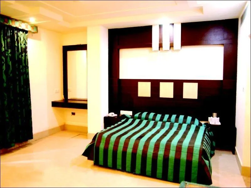 Hotel Royale Residency Agra